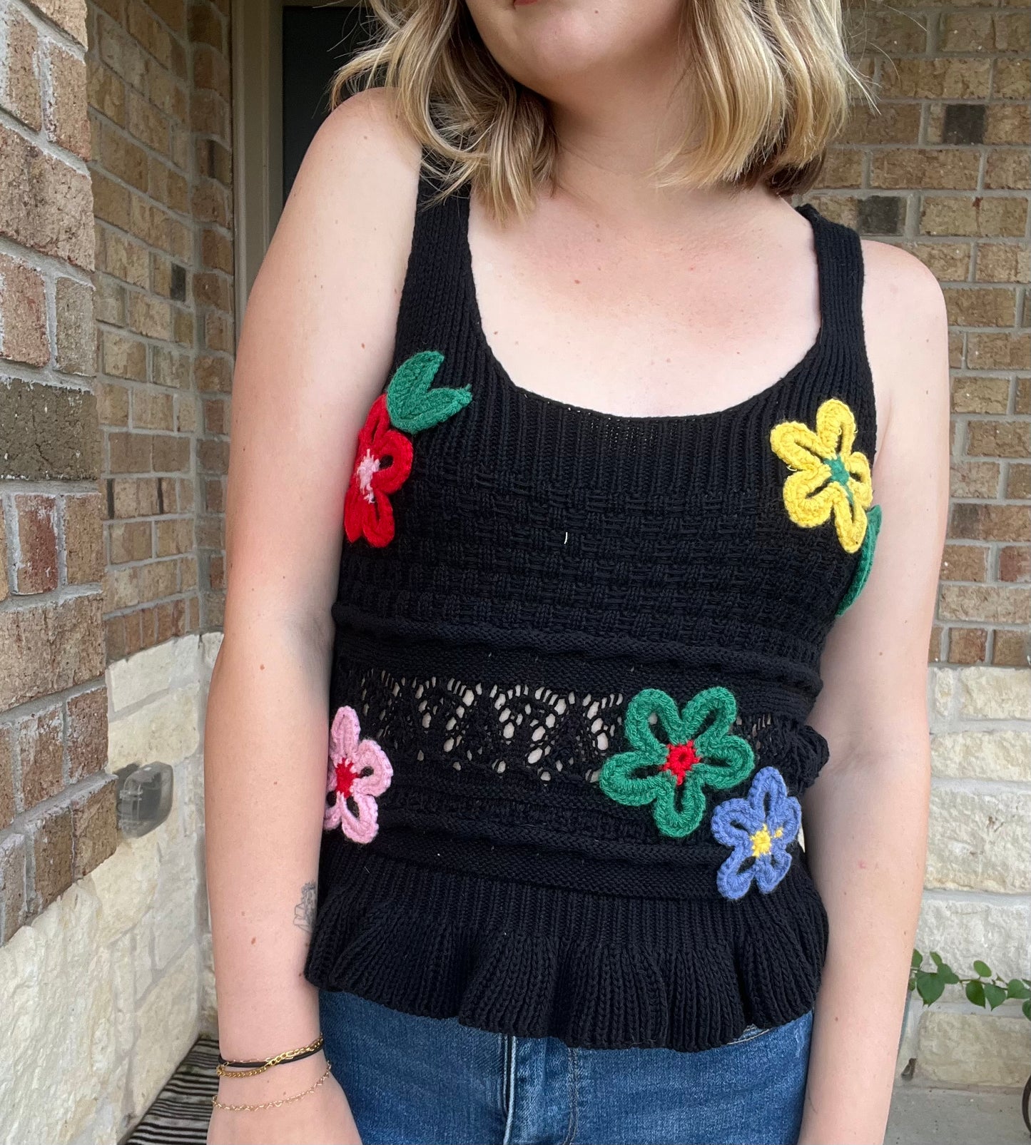 Black Embroidered Floral Scoop Neck Ruffle Hem Knit Top