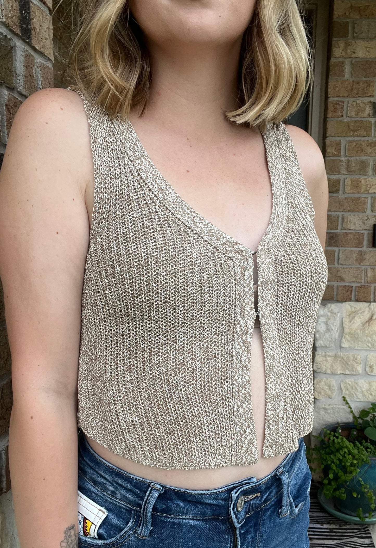 Taupe Front Hook Cropped Knit Cardigan Vest