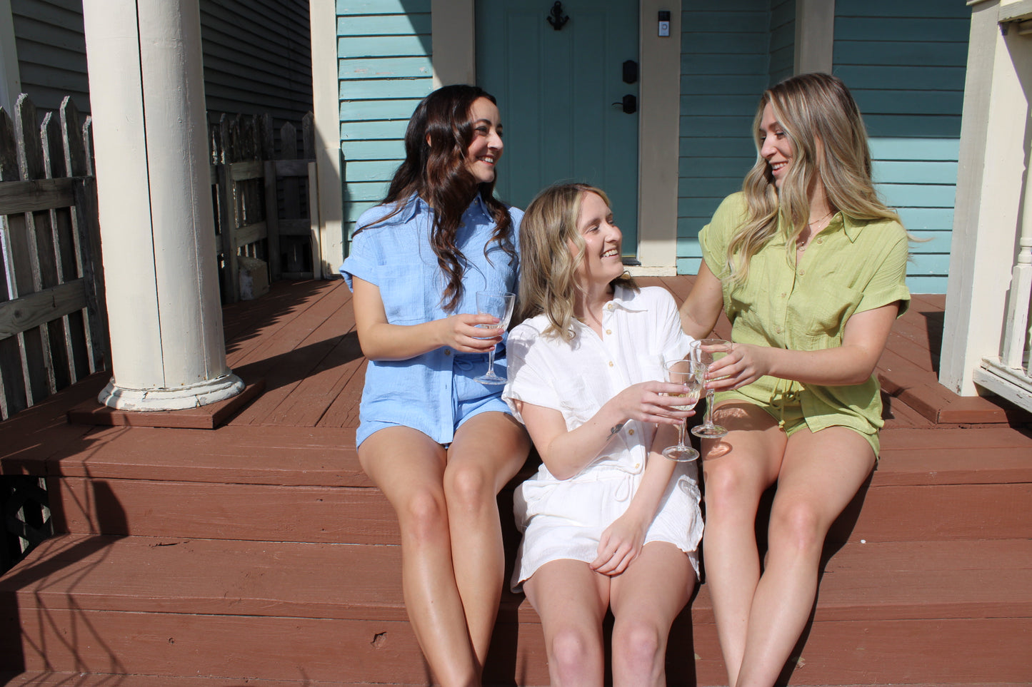 Kiwi Linen Short Sleeve Button Down Top