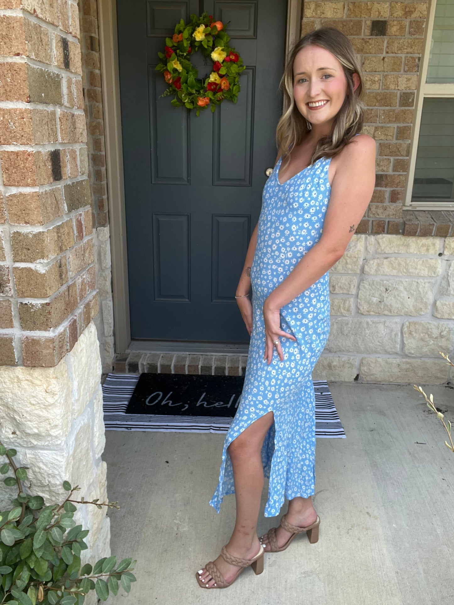 Light Blue Daisy Sleeveless Side Slit Midi Dress