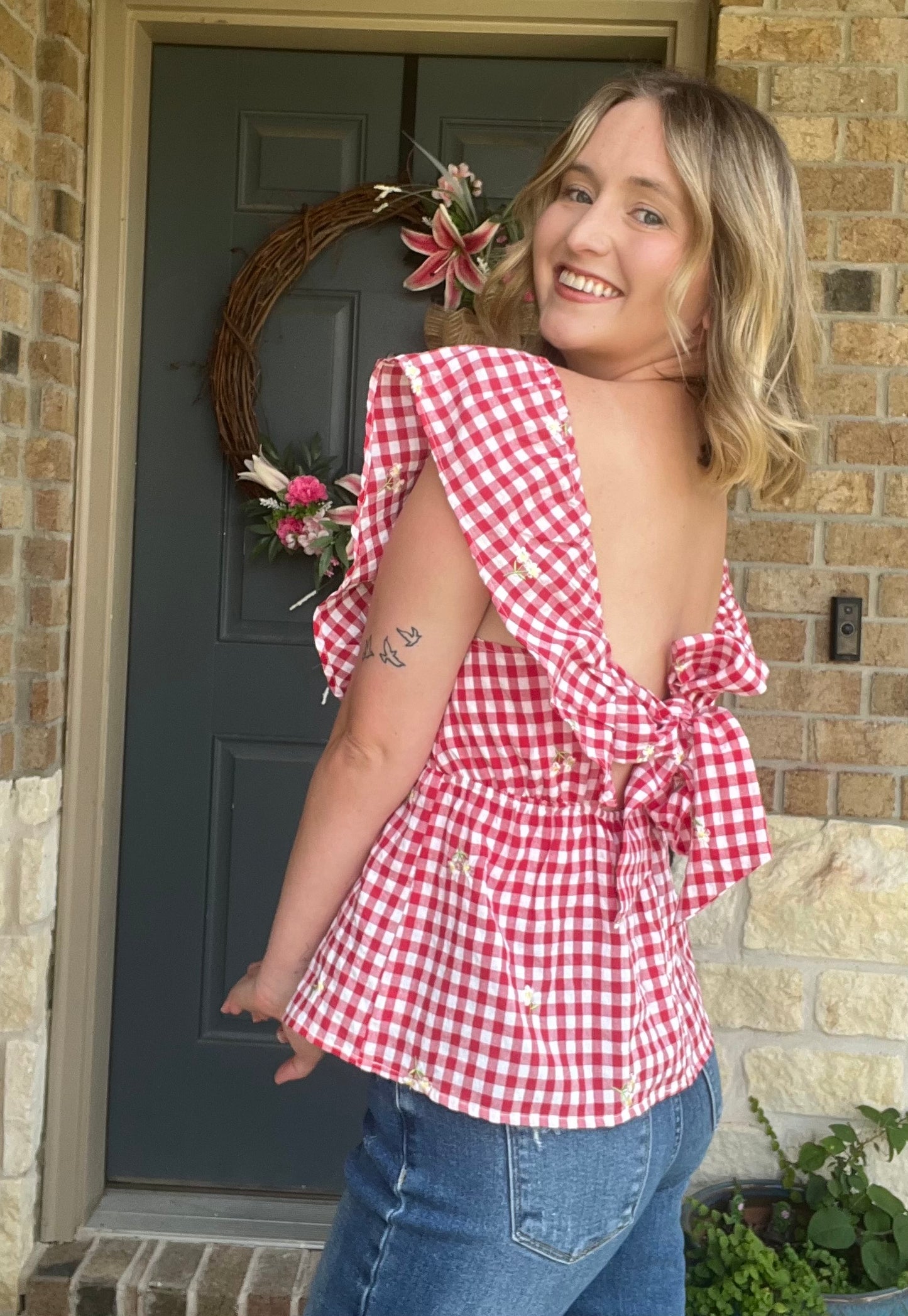 Red Gingham Floral Print Sleeveless Top