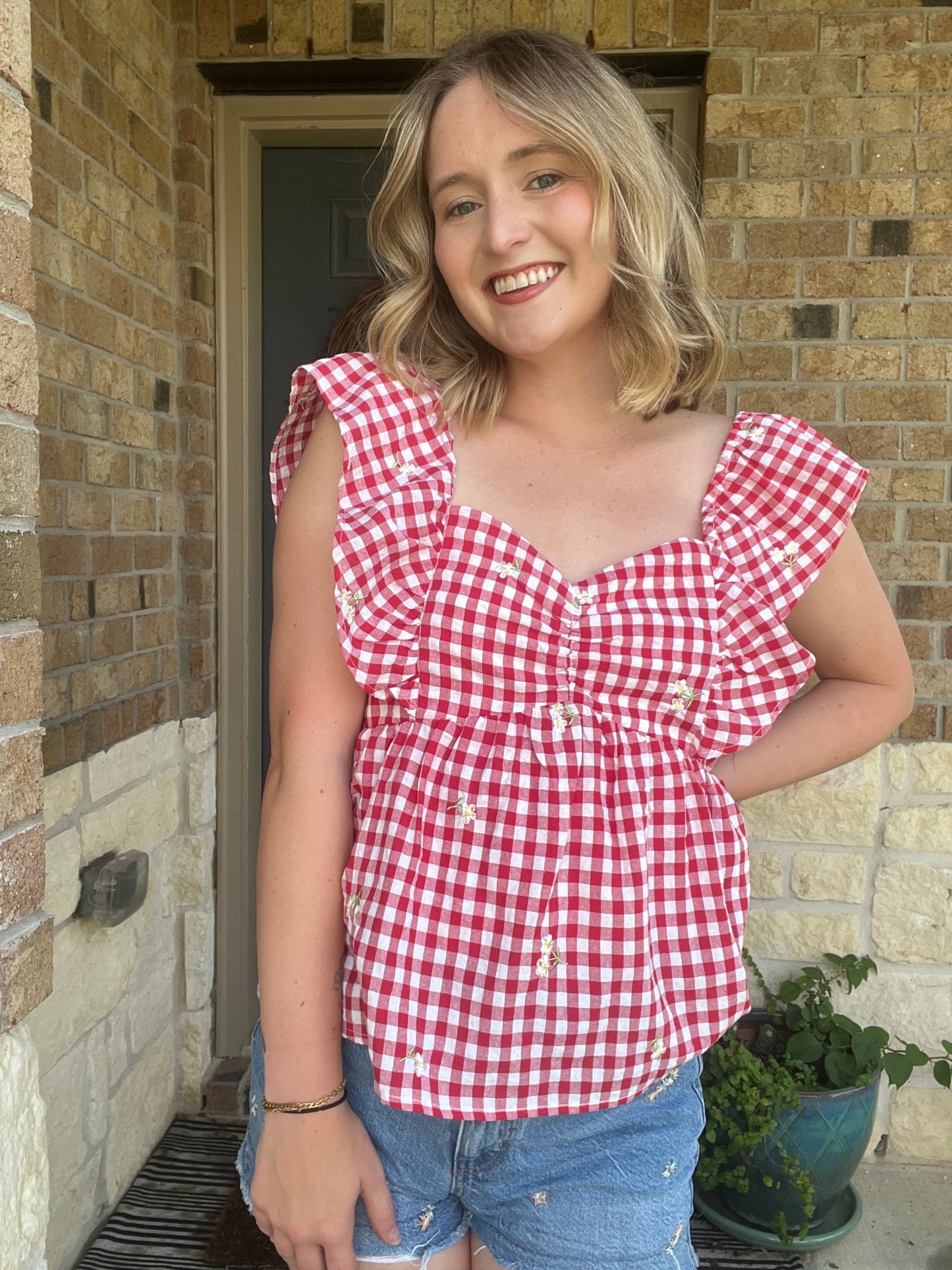 Red Gingham Floral Print Sleeveless Top