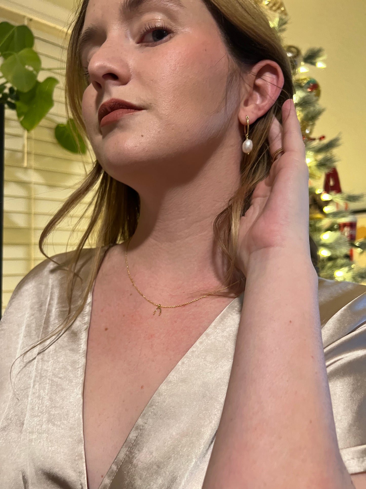 The Pearl Drop Earrings
