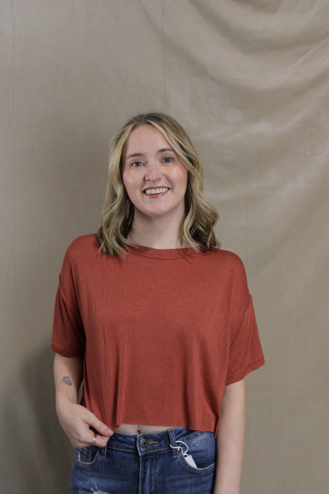 Cropped Butter Top - Brick