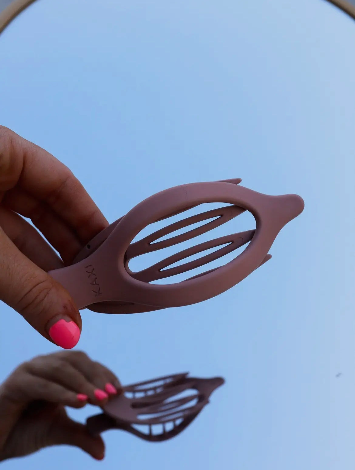 Laydown Claw Clips