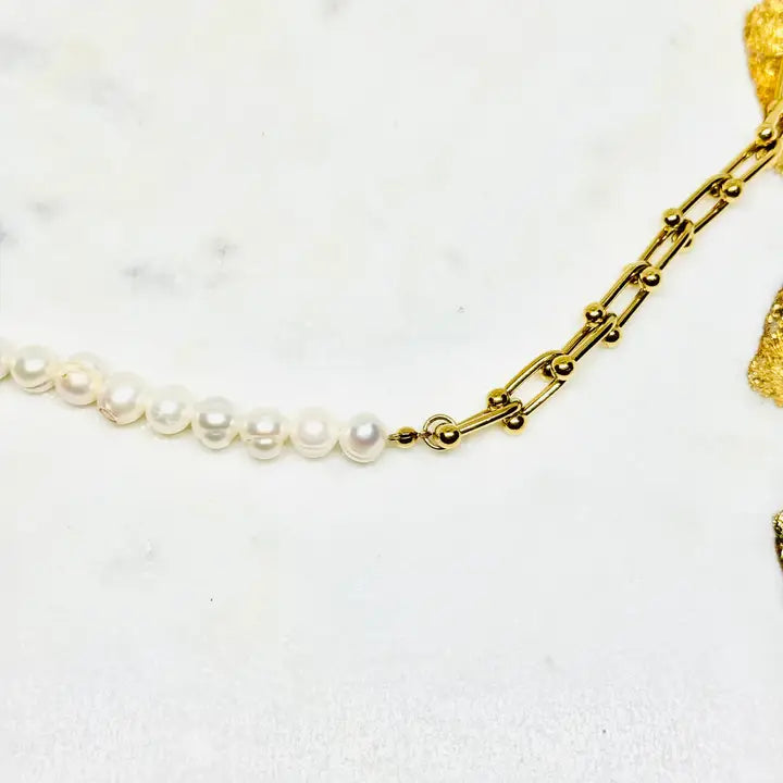Gold 18kt Plated Double Sided Chain and Pearl Necklace