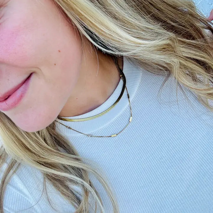 Gold 18kt Plated Rhinestone Staggered Necklace