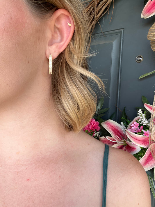 Small Golden Glow Frostbite Hoops