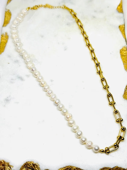 Gold 18kt Plated Double Sided Chain and Pearl Necklace